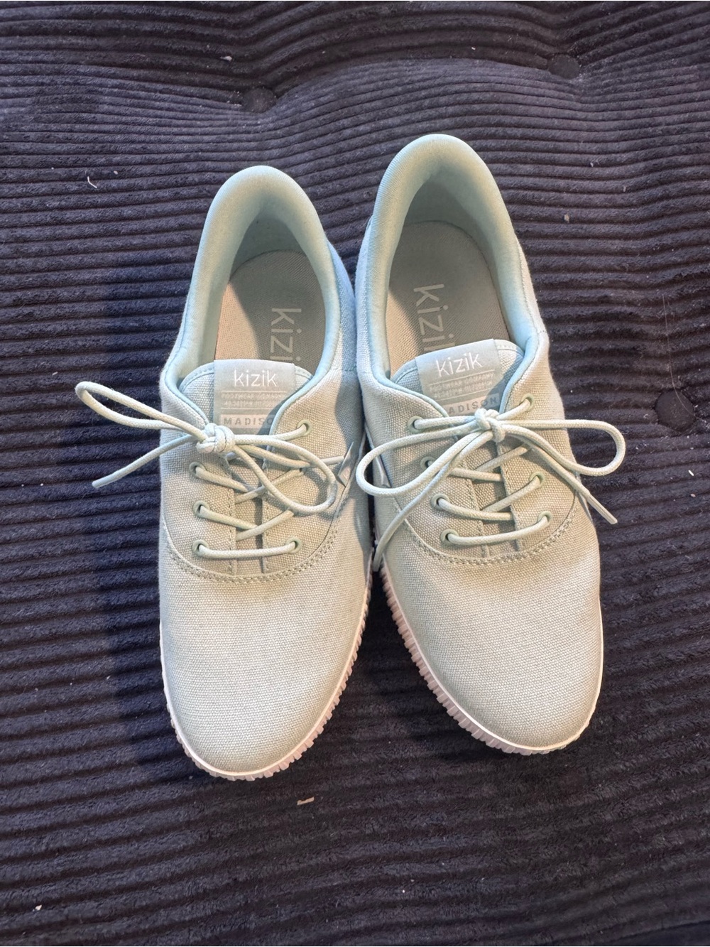 Kizik Women's Madison in Surf Spray size 9 new W/out box